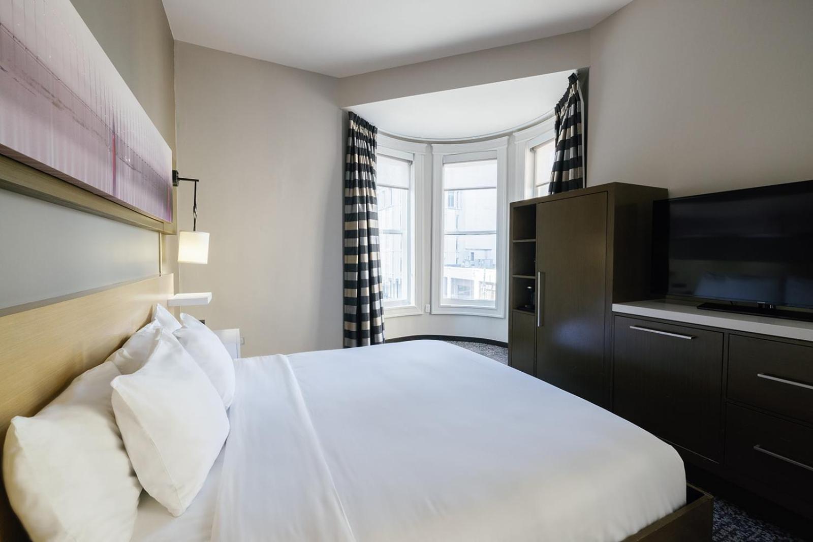Napoleon 4* Memphis